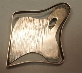 Lot 43 ESTHER LEWITTS Handmade Sterling Silver Brooch Pi