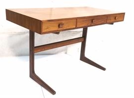 Lot 161 GEORG PETERSENS Danish Rosewood Cantilever Desk. 