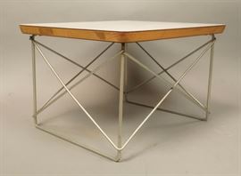 Lot 257 CHARLES EAMES Wire Frame Table LTR Model. White l