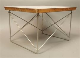 Lot 261 CHARLES EAMES Wire Frame Table LTR Model. White l