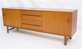 Lot 348 Danish Modern Teak Credenza Sideboard. 2 sliding 