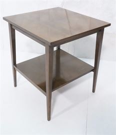 Lot 364 PAUL MCCOBB American Modern Side Table. Pull out 