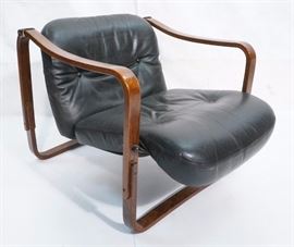 Lot 625 Modern Wood  Leather Lounge Chair. Sling form tu