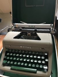 Vintage Royal typewriter 