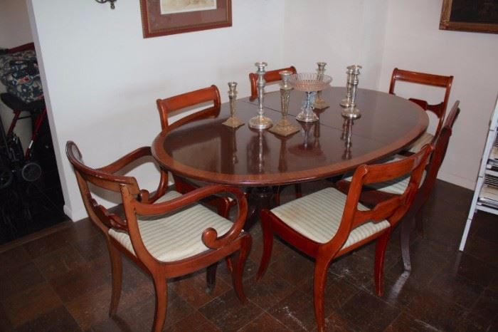 Dining Table & 6 Chairs with Candlesticks 