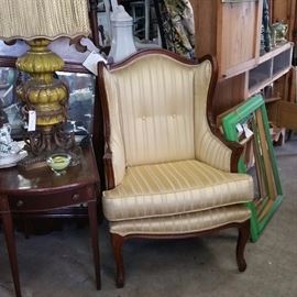 Silk Arm Chair
Ceramic Lamp