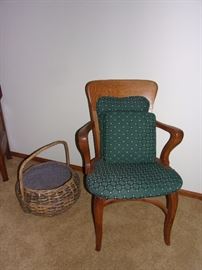 Antique/vintage chair