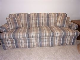 Plaid tweed sofa/couch