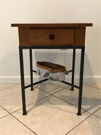 This table converts into a game (Checkers) table.