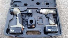 Drill set - needs battery