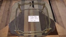 Square glass coffee table 35 x 35