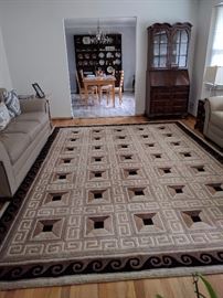 9 x 12 rug. 100% wool hand tied