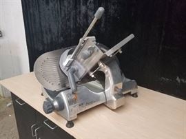 Hobart 2612 manual meat slicer with sharpener