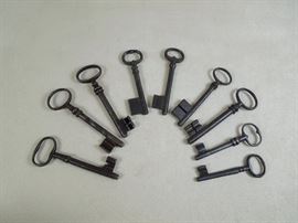 BAT:   Selection of antique steel keys from Barbara Tomsky's vast collection.