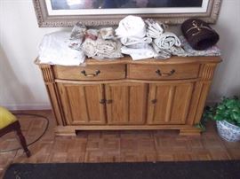 solid oak buffet like new condition