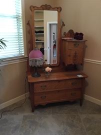 Oak gentlemans dresser