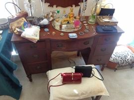 Vintage mahogany dressing table