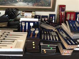 So Many Knives & Sets ~ Great for Gifts!!