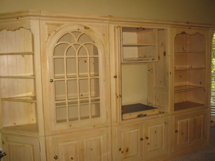 Thomasville pine entertainment center - 5 pieces. Measures about 11' 9" long, 79" high