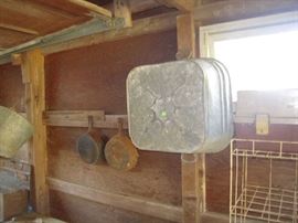 cast iron skillets, wash tub