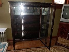CHINA CABINET