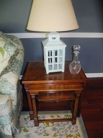Beautiful stacking end tables, lovely lamp