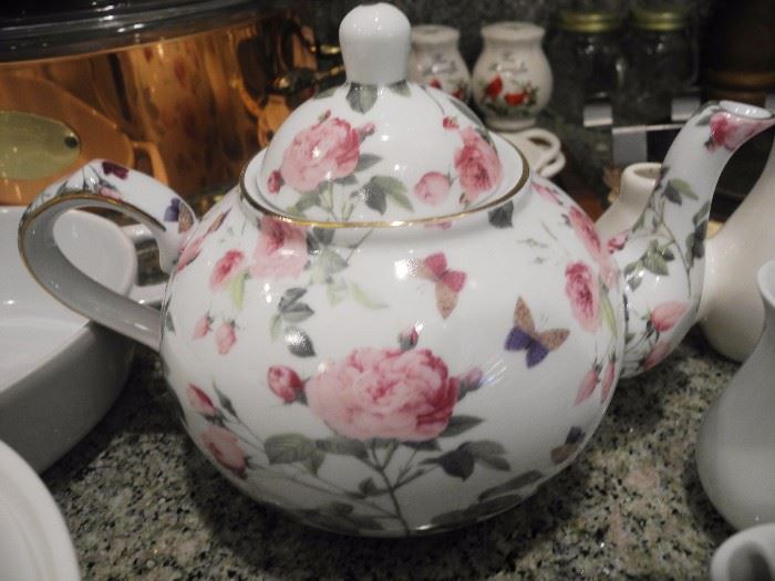 Lovely floral teapot