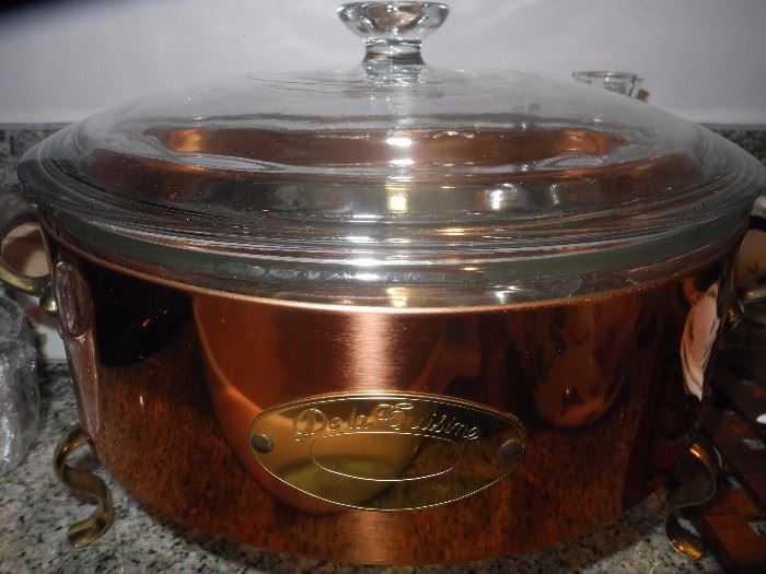 Copper holder with glass casserole insert/lid