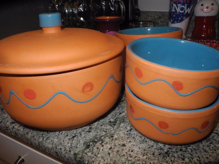Southwest design colorful clay bowls/casserole