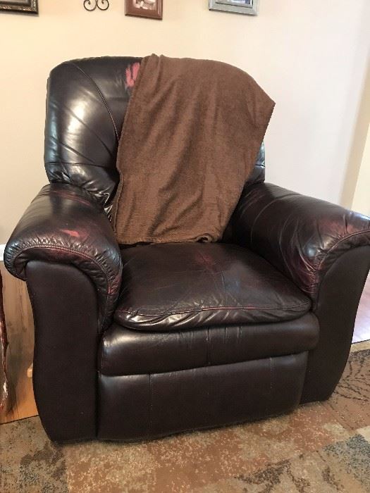 Lazyboy leather recliner.
