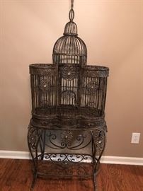 Large metal bird cage which can be used so many ways!