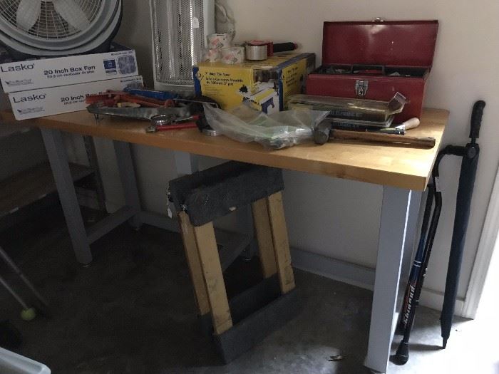 Workbench, small tools and other items.