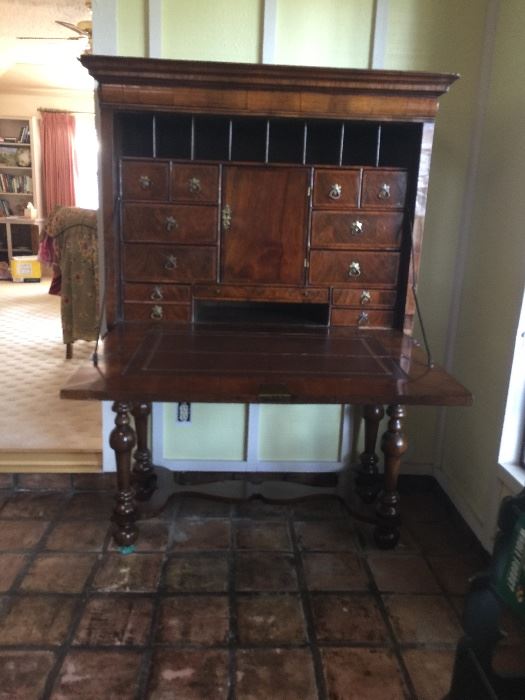  Chippendale desk on stand c.1790