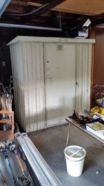 Nice metal shed.  Can be moved.