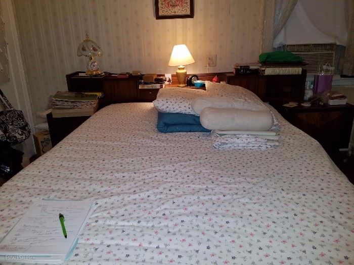 Full Size Bed Set & Mattress 