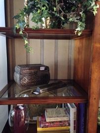 A variety of decor for shelves