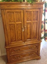 Bedroom armoire