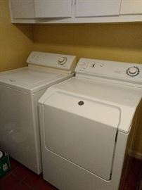 Waher and dryer in great condition!!