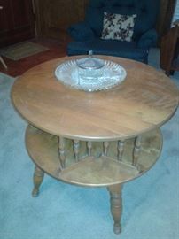 Top of this table swirls like a lazy susan.!!