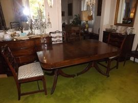 Bow Front Mahogany Sideboard & Dining Table Set