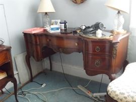 John Stuart Flame Mahogany Vanity