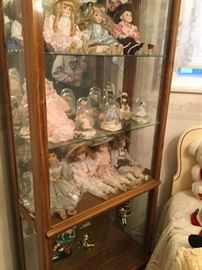 collectable porcelain Dolls and Vintage dolls 