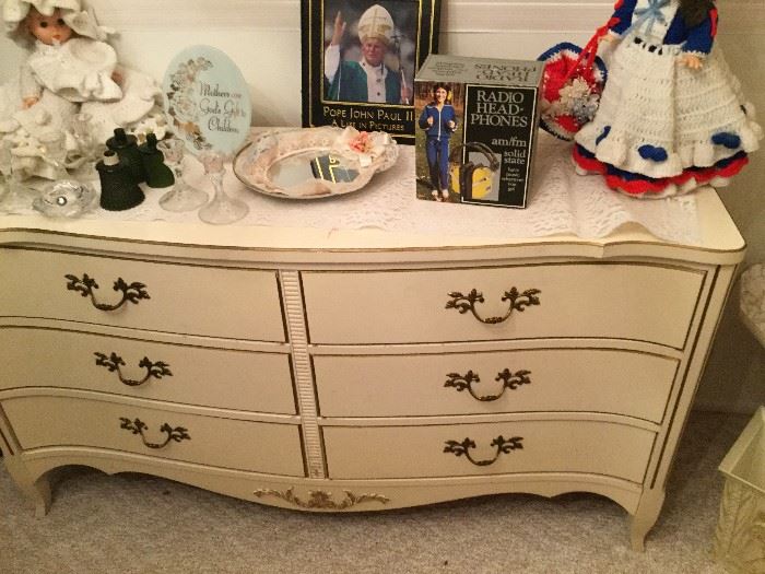French Provincial White & Gold dresser matching mirror and end/night table.