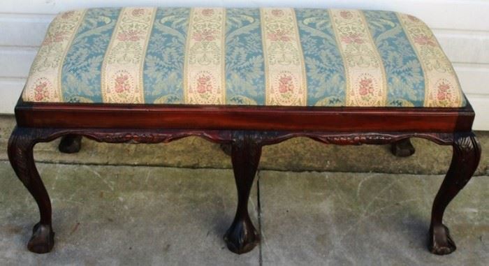 Chippendale double bench