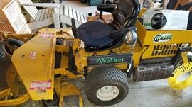 Walker zero-turn mower, 900 hours