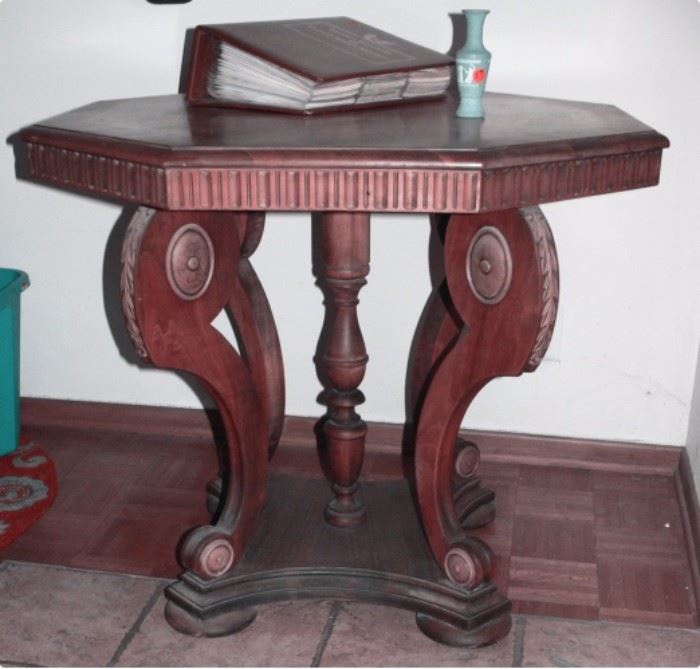 19th century inlayed pedestal table