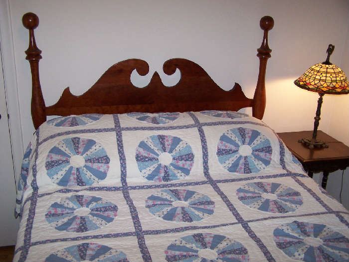 CHERRY FULL-SIZE "CANNON BALL" BED, "DRESDEN PLATE" QUILT