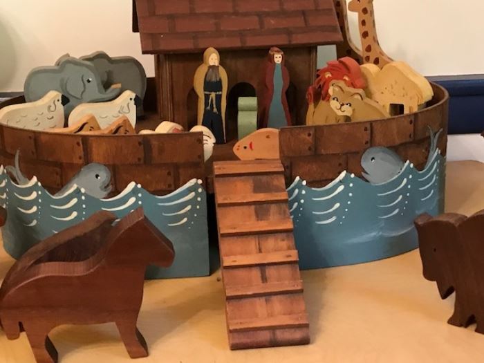Wonderful hand made Noah's Ark.