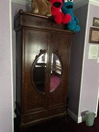 Antique Wardrobe/armoire 