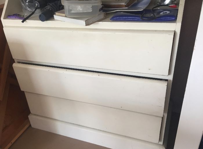 Changing Table/Drawers